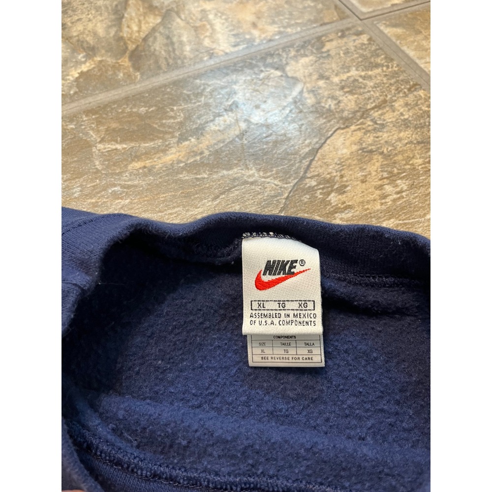 Nike Sweatshirt Mens XL Navy Blue Vintage Embroidered Swoosh Crewneck - Picture 3 of 7